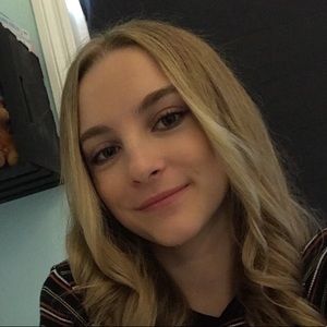 Meet your Posher, Cara